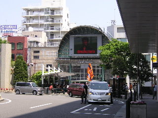 銀天街の市駅側入口